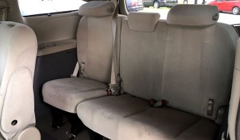 2012 Toyota Sienna LE full