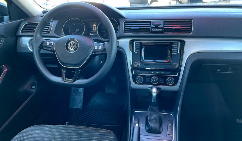 2018 Volkswagen Passat S full