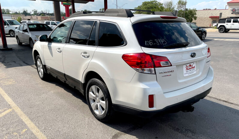 2010 Subaru Outback Legacy Premium full