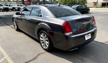 2017 Chrysler 300 LTD full