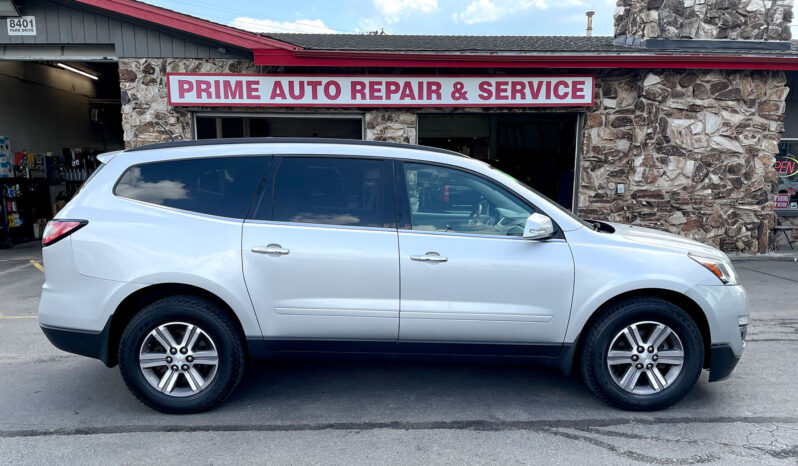 2016 Chevrolet Traverse LT full