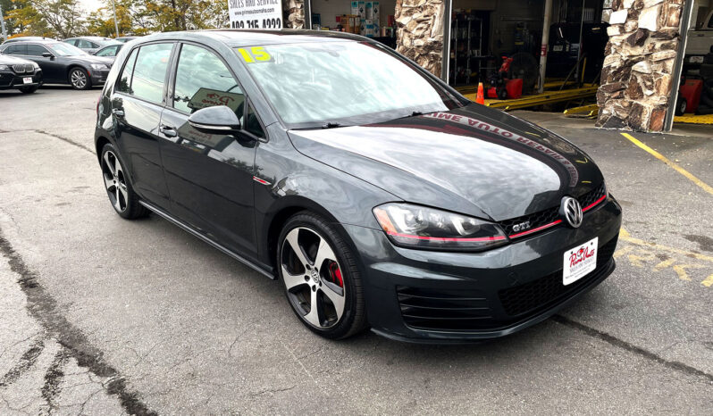 2015 Volkswagen VW GTI Golf S - Front Passenger Quarter View