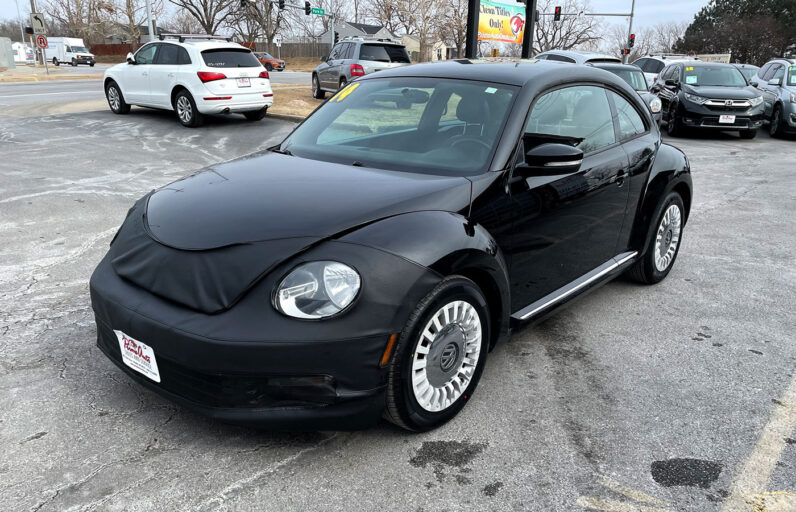 
								2014 Volkswagen Beetle full									