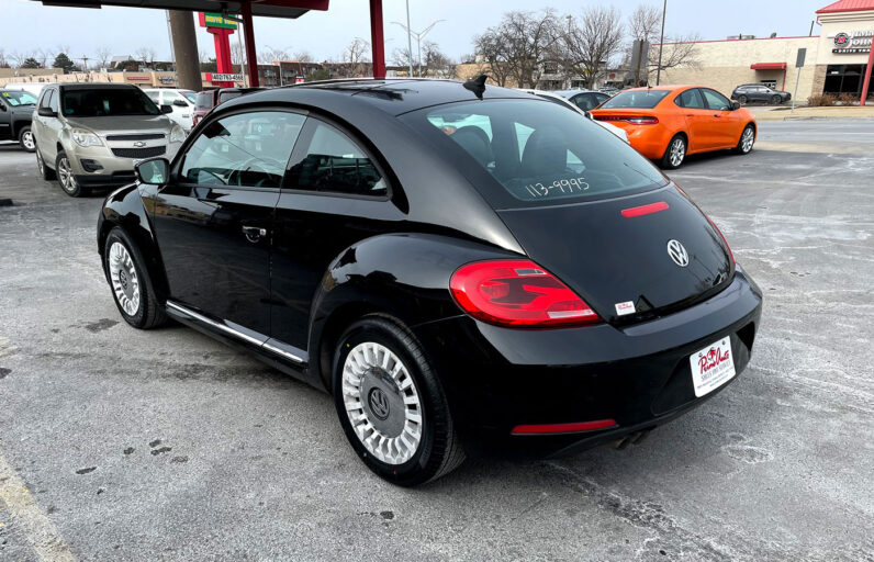 
								2014 Volkswagen Beetle full									