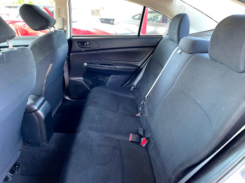 
								2012 Subaru Impreza full									
