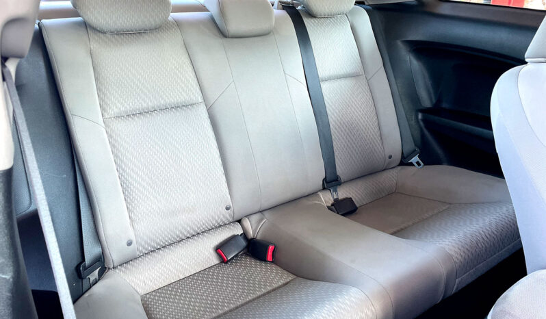 
								2014 Honda Civic LX full									