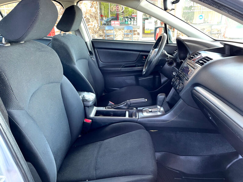 
								2012 Subaru Impreza full									