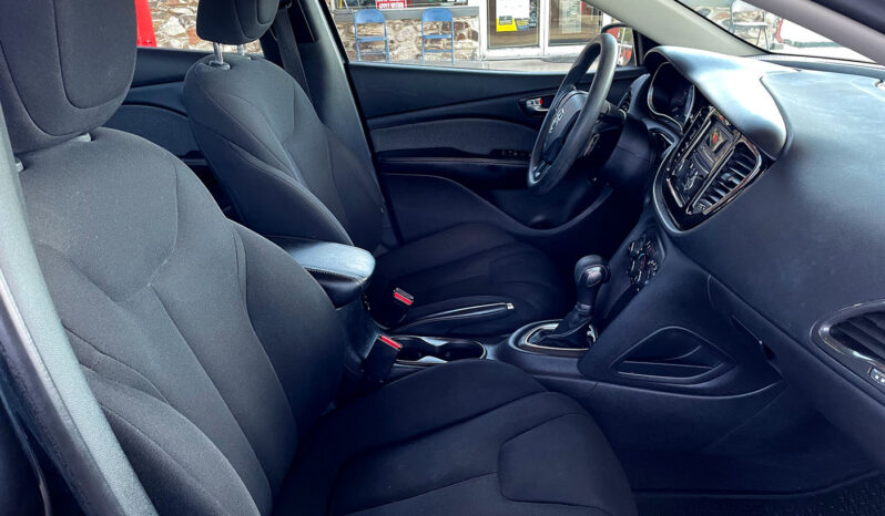 
								2013 Dodge Dart SE full									