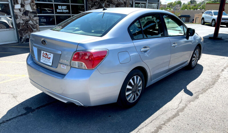 
								2012 Subaru Impreza full									