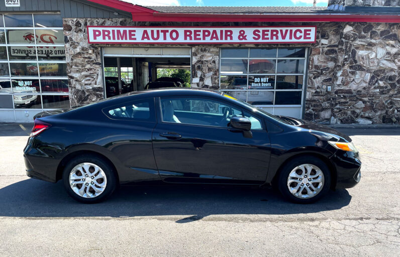 
								2014 Honda Civic LX full									