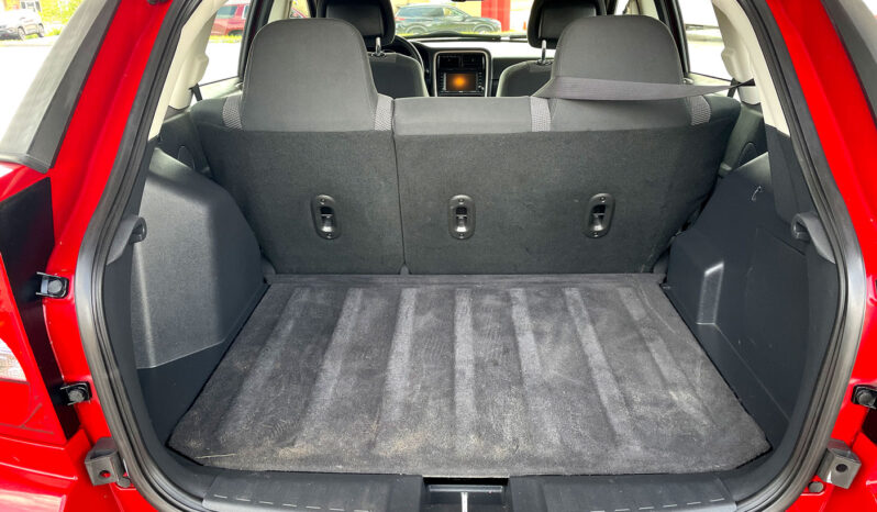 
								2012 Dodge Caliber SXT full									