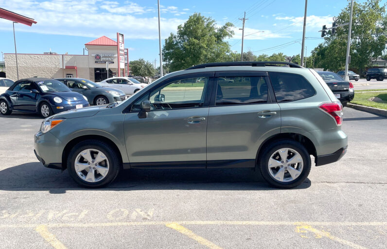 
								2015 Subaru Forester Premium I full									