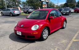 
										2009 Volkswagen New Beetle full									