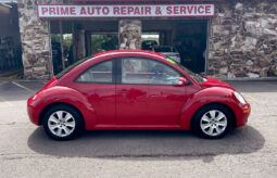 
										2009 Volkswagen New Beetle full									