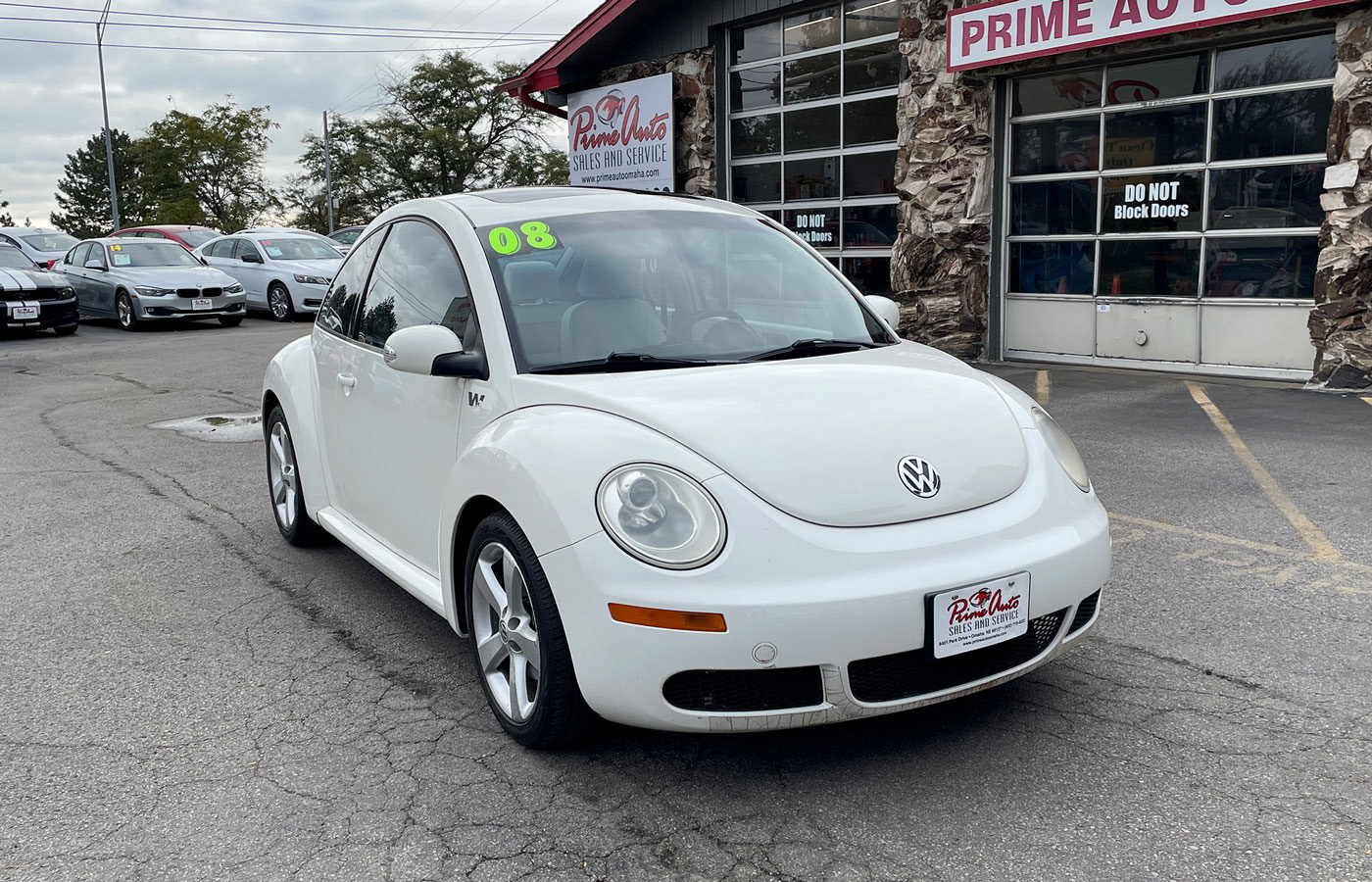 2008 Volkswagen New Beetle Triple White